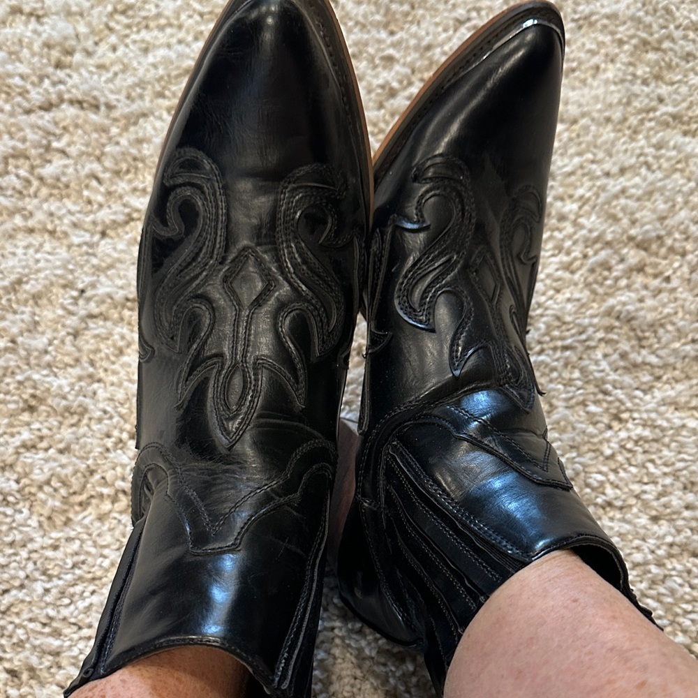 Madden Girl Black Embroidered Western Boots